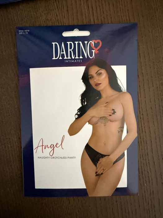 Chiloti dama cu decupaje