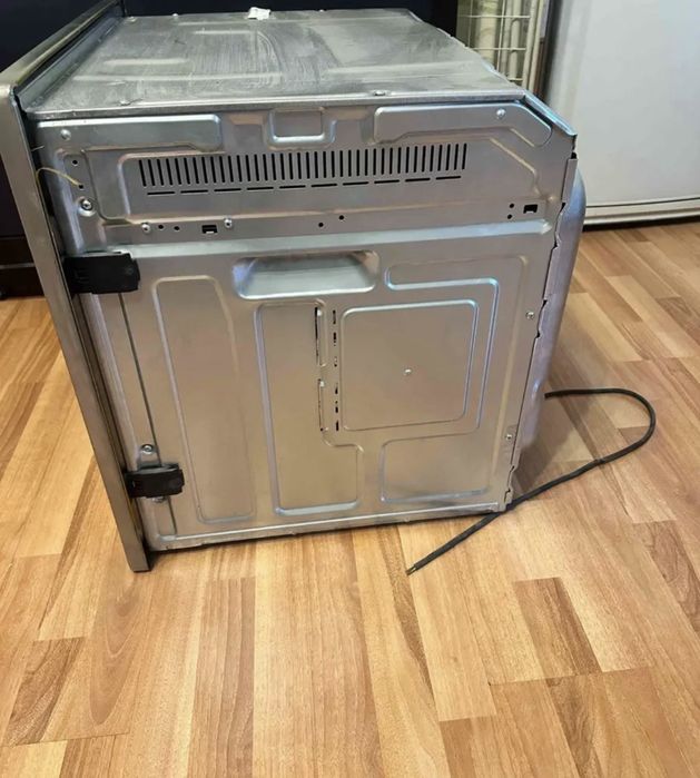 Духовой шкаф Hotpoint-Ariston