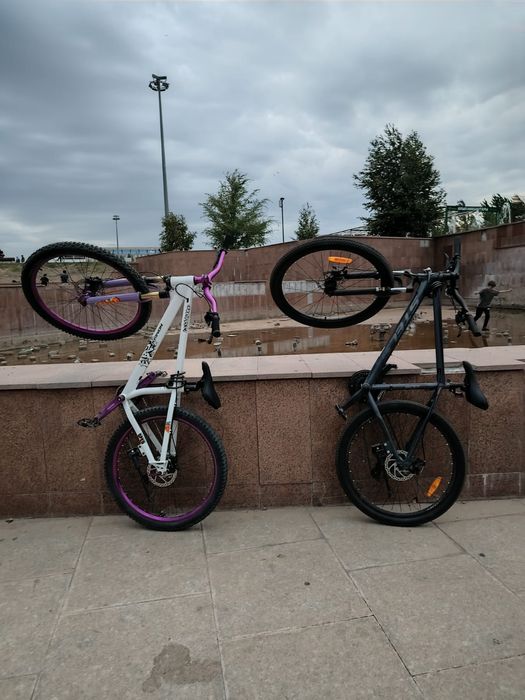 В продаже велосипед  дирт