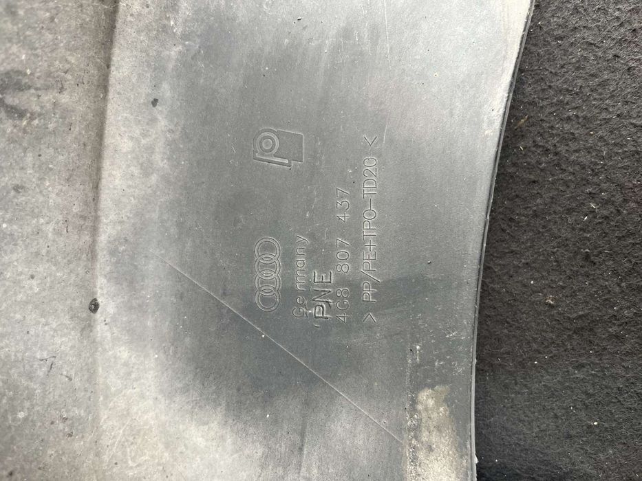 Предна броня Audi A7 4g8 C7 Ауди А7 с отвори за парктроник