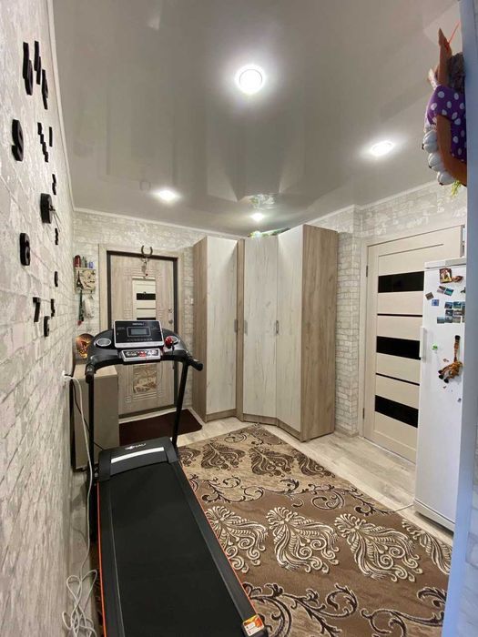 Продаётся 3х, УП, панель1980г.п.3 эт не угловая