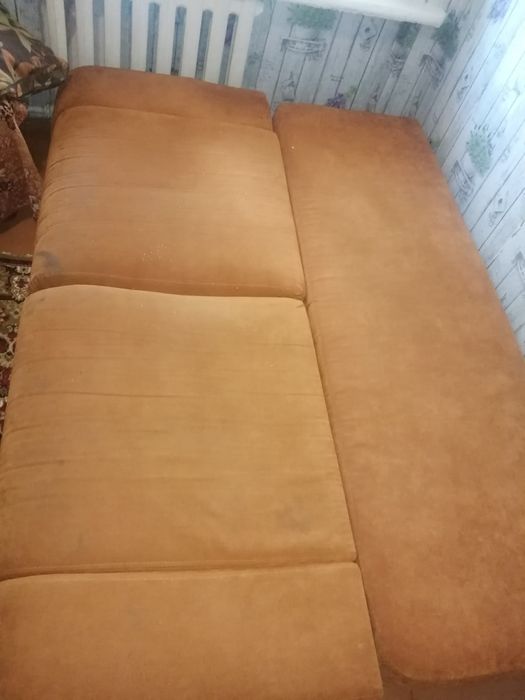 Продам диван не дорого