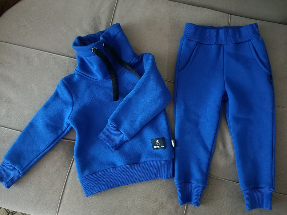 Продам детские вещи