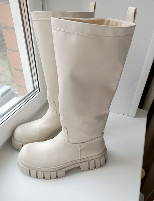 Продам сапоги Zara