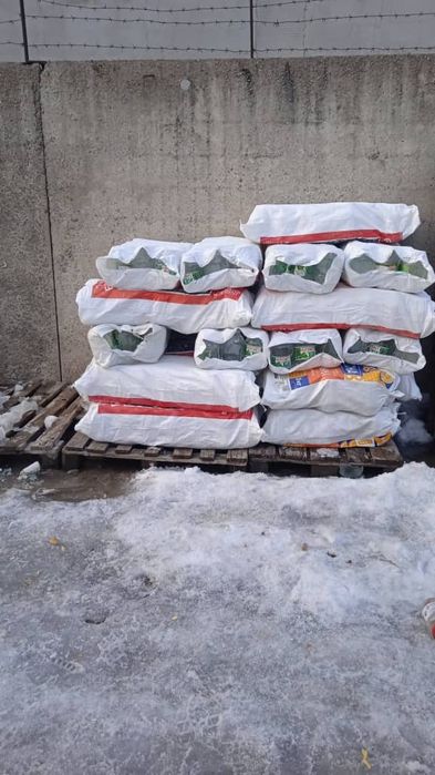 Двух 2 литровые банки!