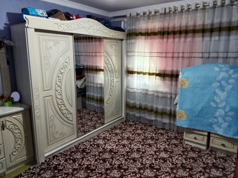 Mirzaobod tumani Navroʻz Mustaqillik 1 5/15  Xonadon sotiladi