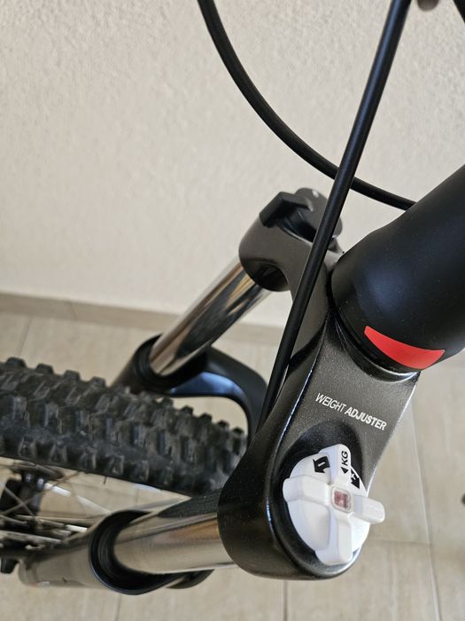 Bicicleta MTB drumetie, suspensie integrala, 27.5",  frane hidraulice Shimano, cadru aluminiu