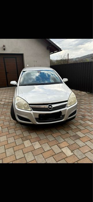 Vând Opel Astra H