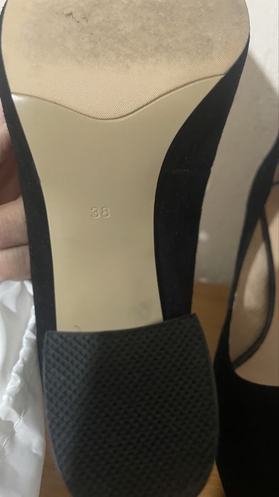 Туфли замша 38 размера удоьный каблук