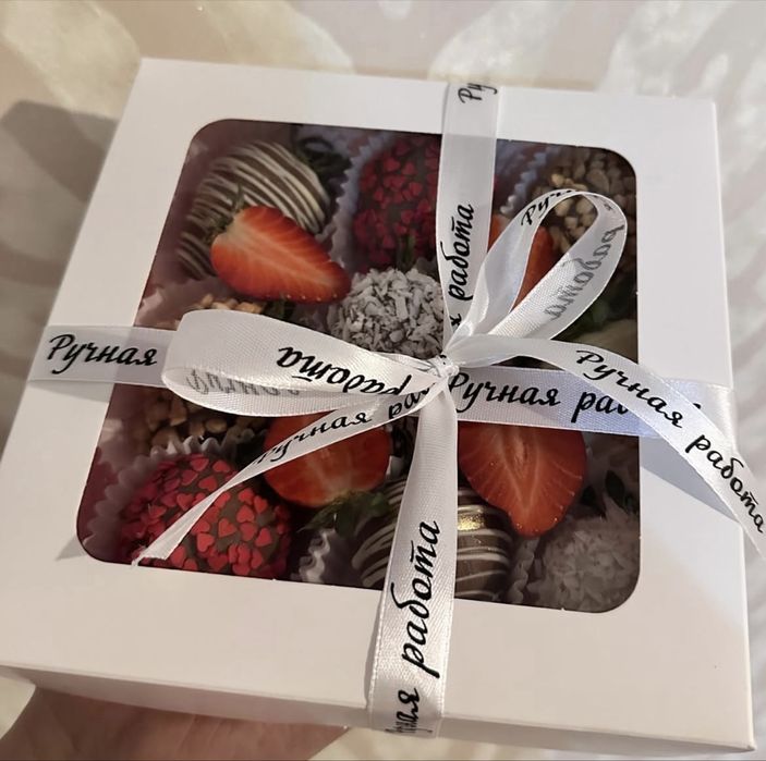 клубника в шокоалде в наличии