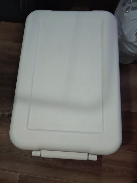 Айсбокс  45 литров для хранения ,перевозки и доставки  льда