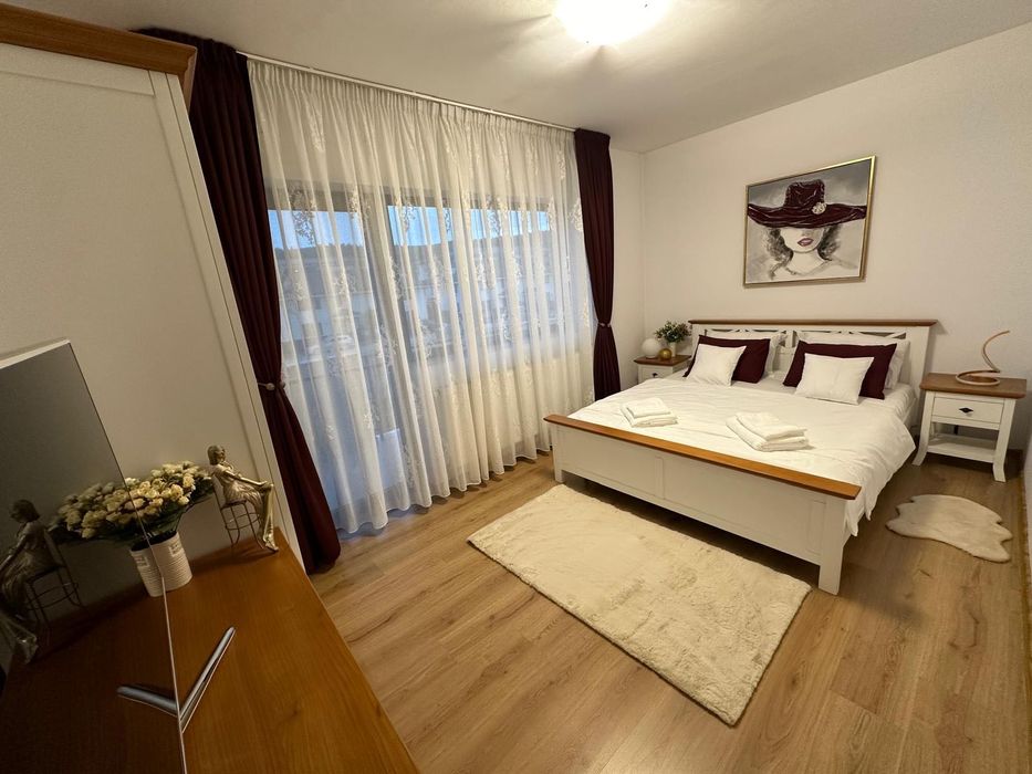 Casa tip duplex in Floresti, zona Terra