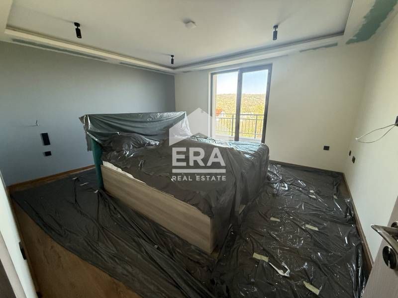 Продава се Къща в Варна, Изгрев - 361 кв.м за 2715 €/кв.м - Снимка #3