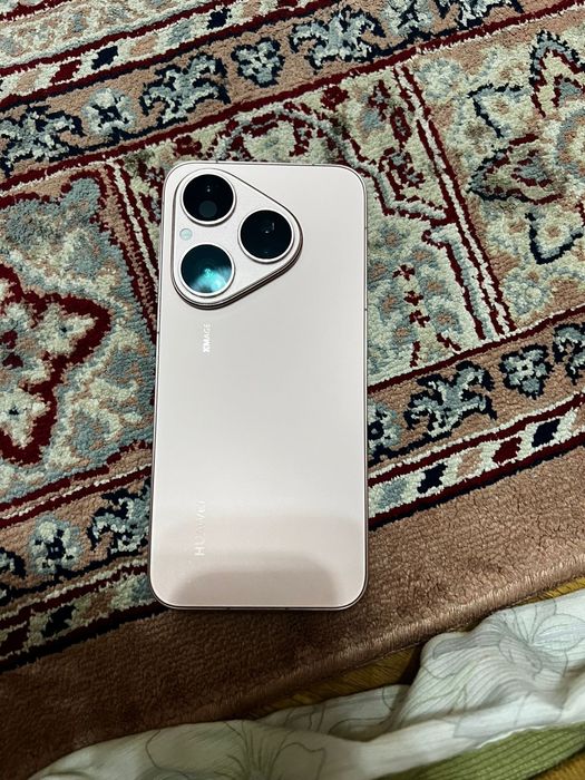 Huawei Pura 80 с фулл комплектом