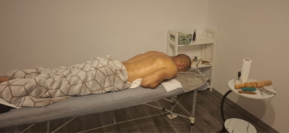 Masaj Terapeutic • Relaxare• Anticelulitic