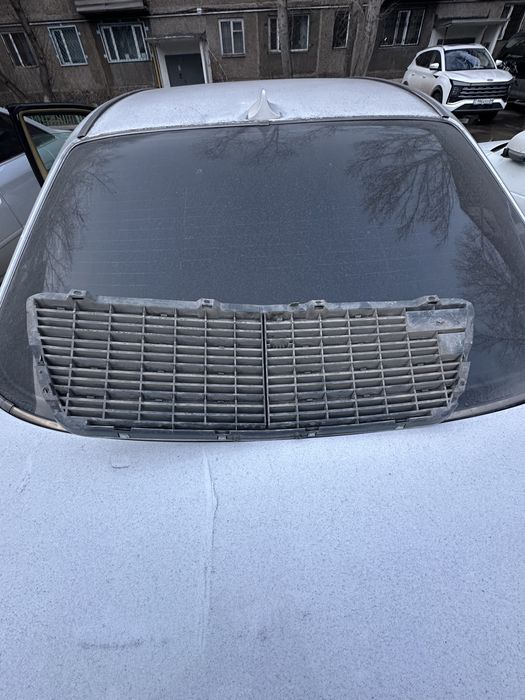 Продам решотку на мерс 210 рестайлинг