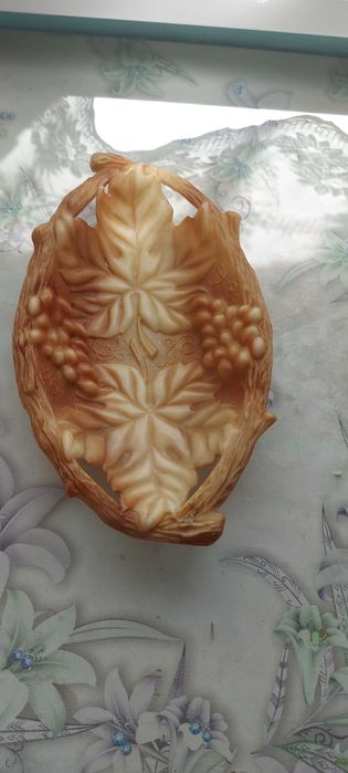 Продаются вазы пластмассовые под фрукты