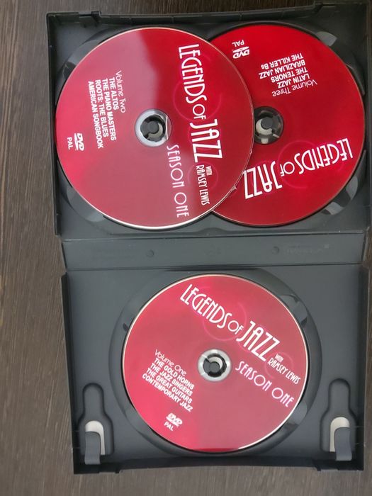 DVD диски,видеокассеты