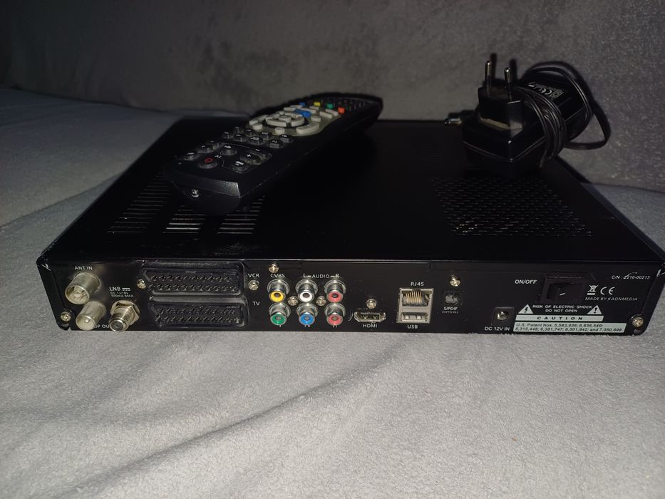 Vand reciver hd +telecomanda+cablu hdmi