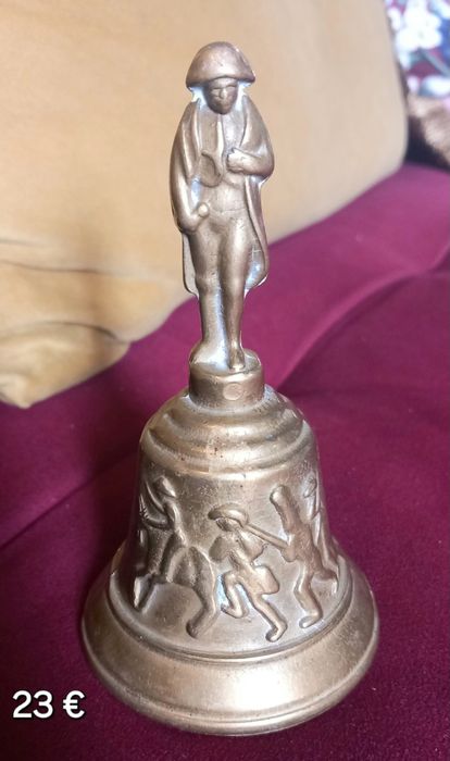 Камбани различни размери