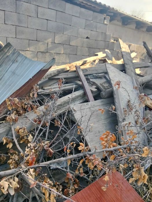 Дрова, доски бесплатно