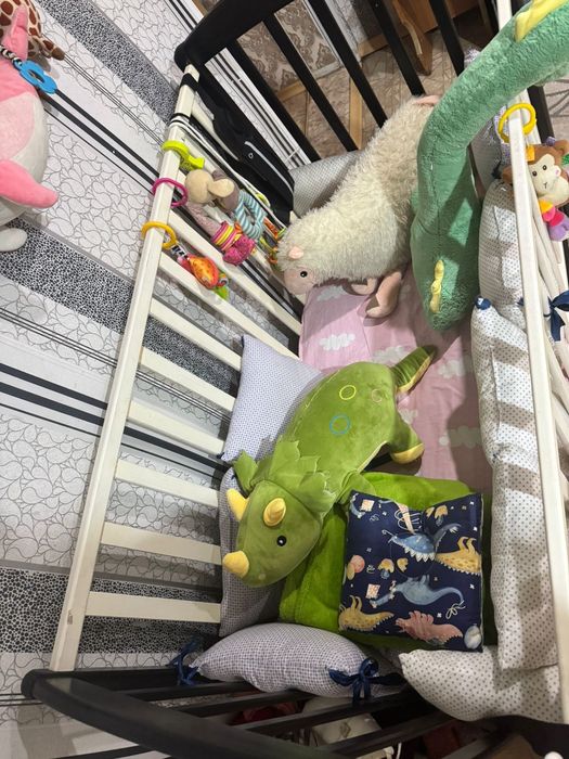 Продам детскую кроватку