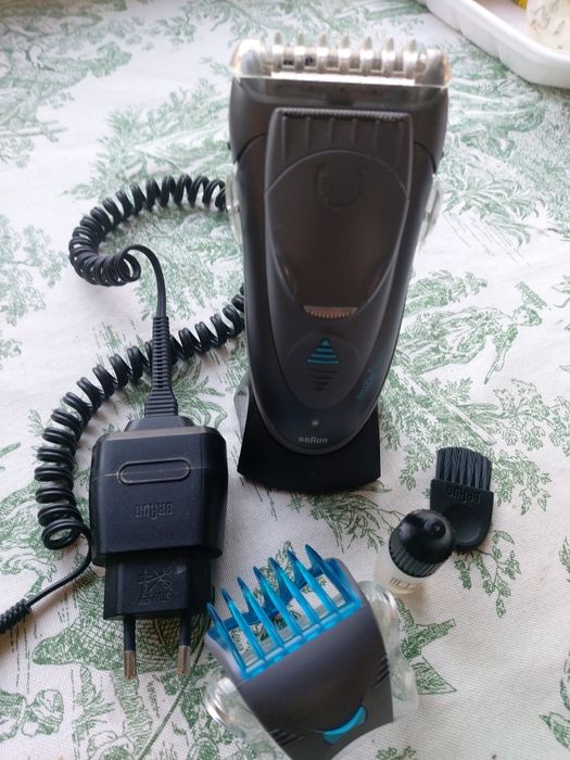 Электробритва Braun
