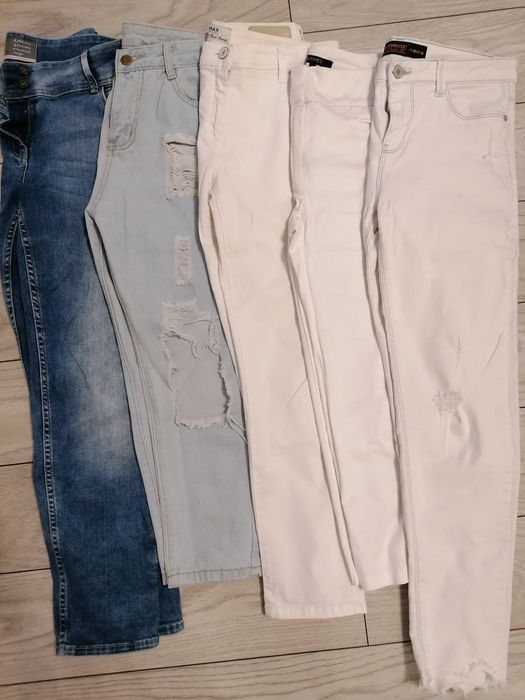 Vând blugi și pantaloni