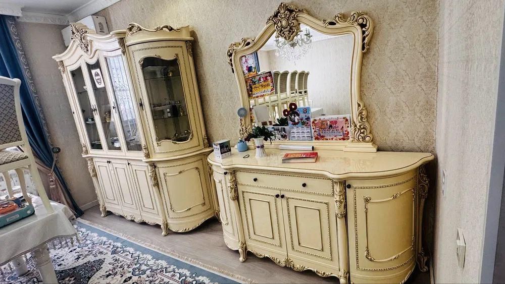 Мебель, гарнитура почти новый.