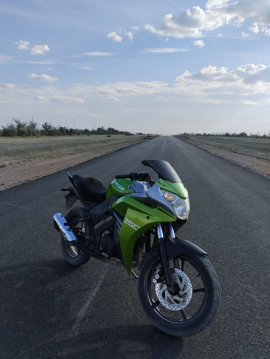 Продам мотоцикл .