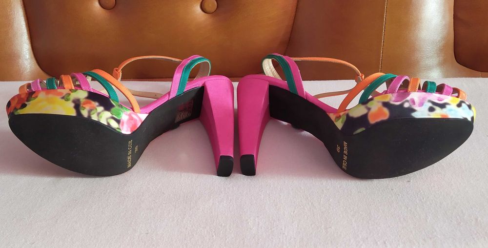 Sandale MADELAINE / Brand fashion / Zirndorf Germania / Stil: Designul clasic-elegant