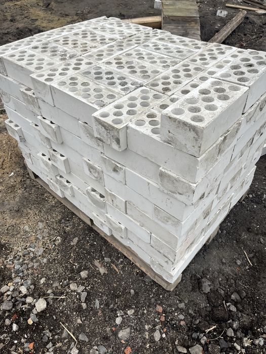 Срочно кирпич облицовочный