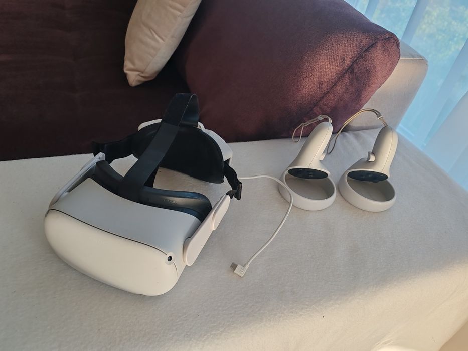 Vand Oculus quest 2 plus accesorii