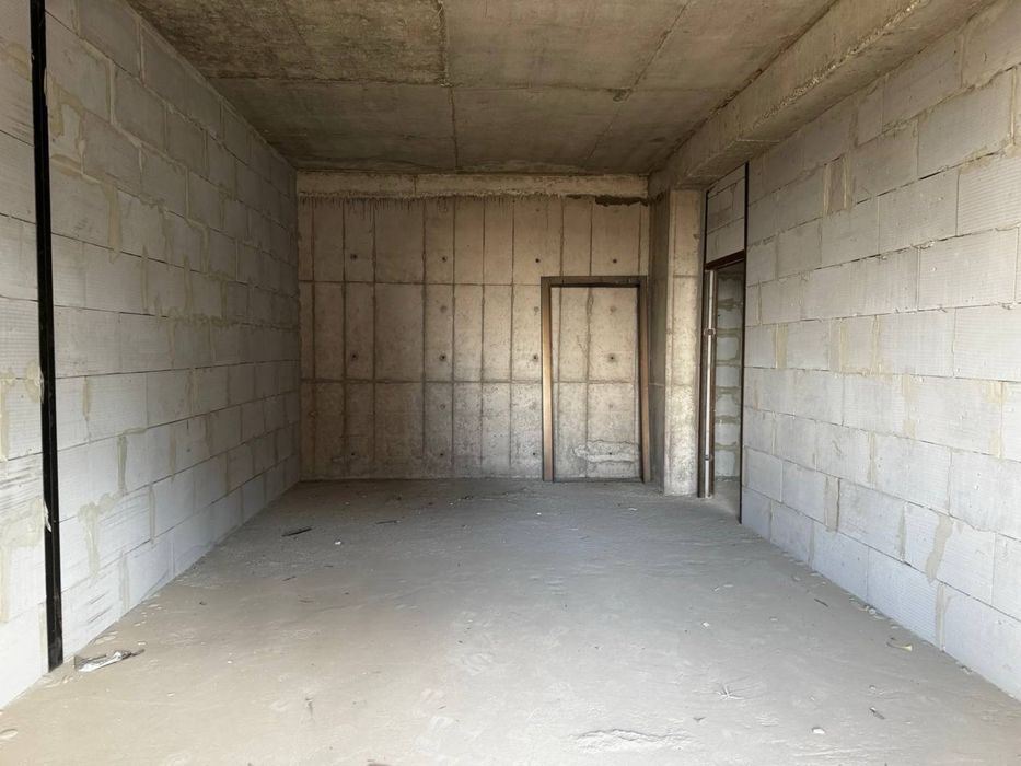 Мирзо Улугбекский район. Евро 3х комнатная. Коробка. С кадастром.