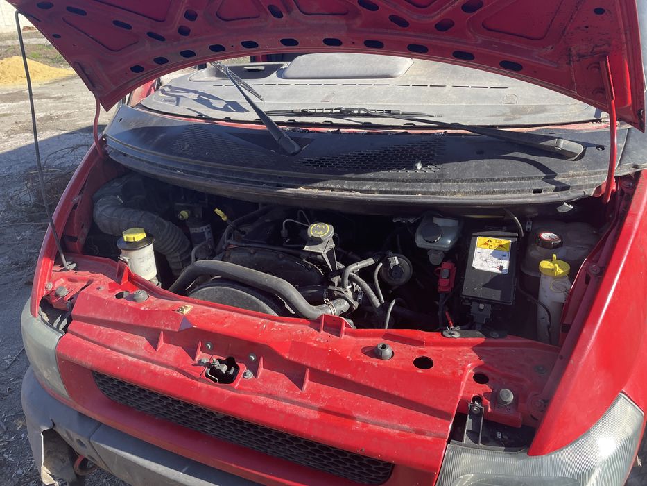 Ford Transit 2005г 2.4 90 коня