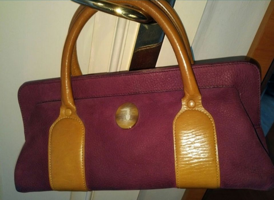 GUCCI оригинална кожена чанта + ТRUSSARDI оригинална кожена чанта