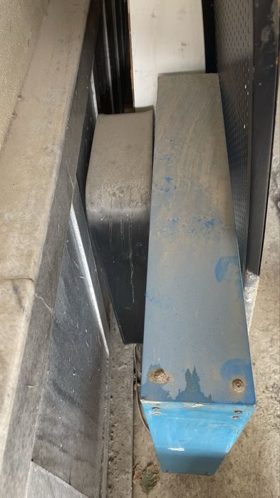 Uztelecom payneti narsalari shkof stollar