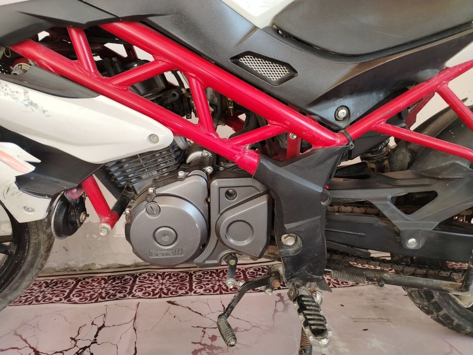 Бенелли 150 тнт мотор