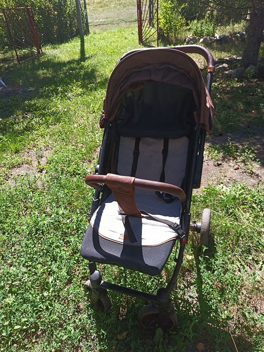 Продам коляски детские