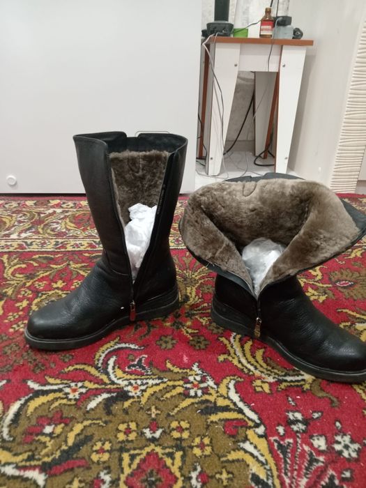 Продам зимние сапоги