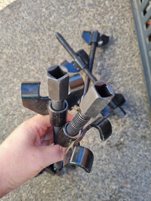 Presă pentru arcuri