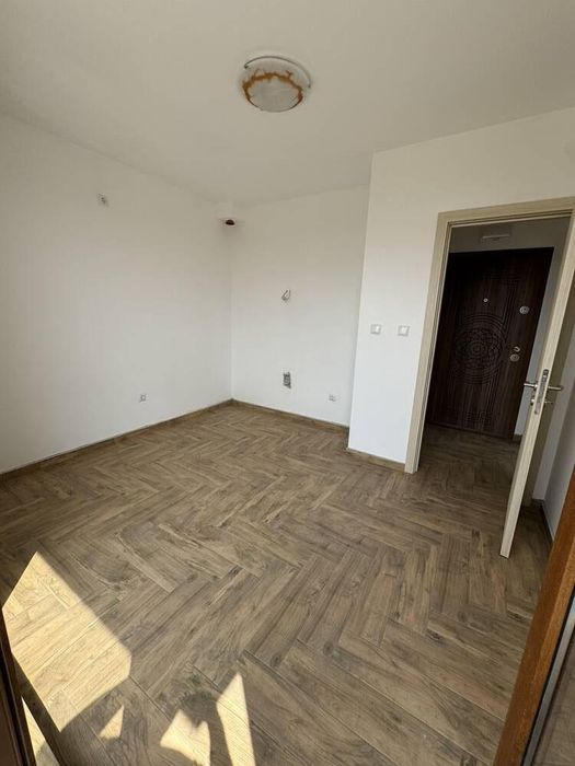 Продава се Двустаен апартамент в Бургас, Долно Езерово - 56 кв.м за 1222 €/кв.м - Снимка #1