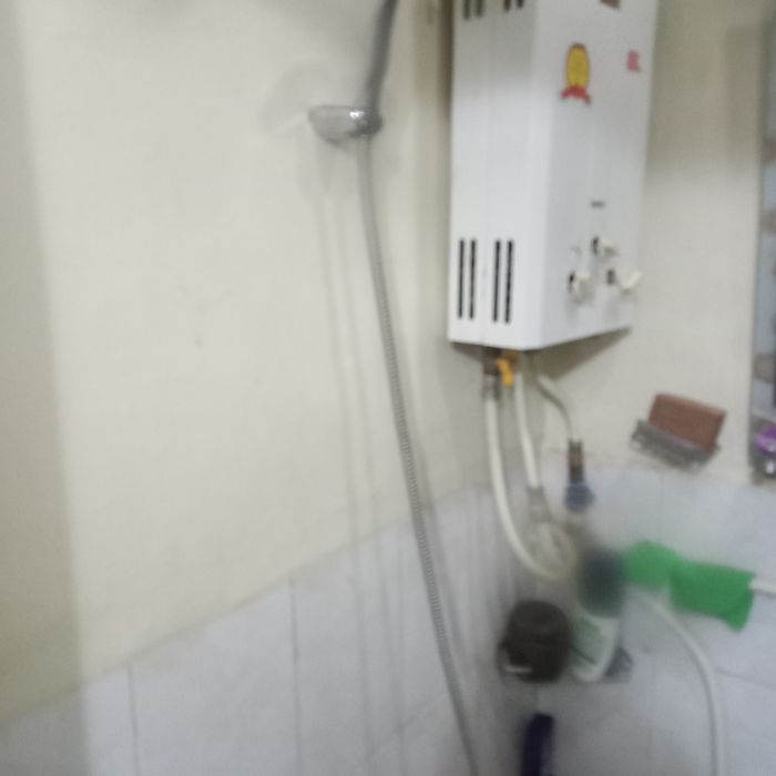 Озиз базар Обмен 1 комнатнатная на 2 комнатную с моей доплатой