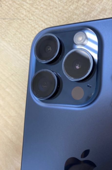 Айфон 15 про отл сост!