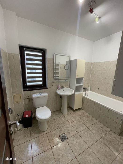 Apartament cu 3 camere | Etaj 2/3 | 79 mp | Loc de parcare | Smardan