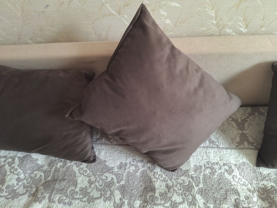 Продаются подушки от нового дивана
