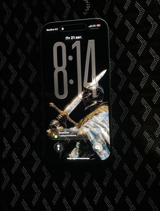 Продам Iphone 15