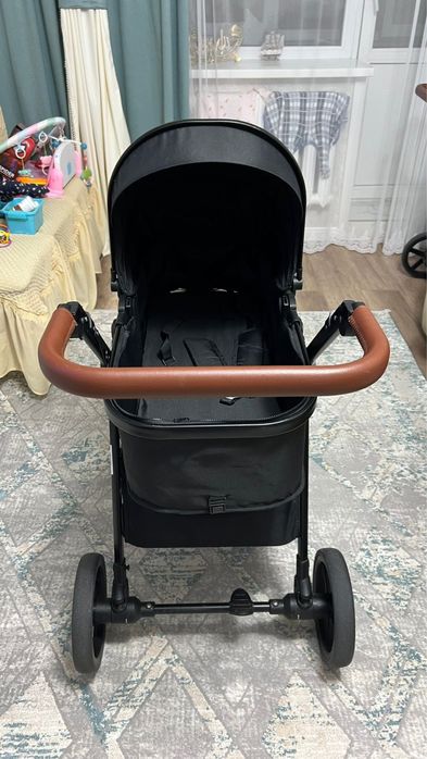 Коляска от фирмы Tomix 2в1