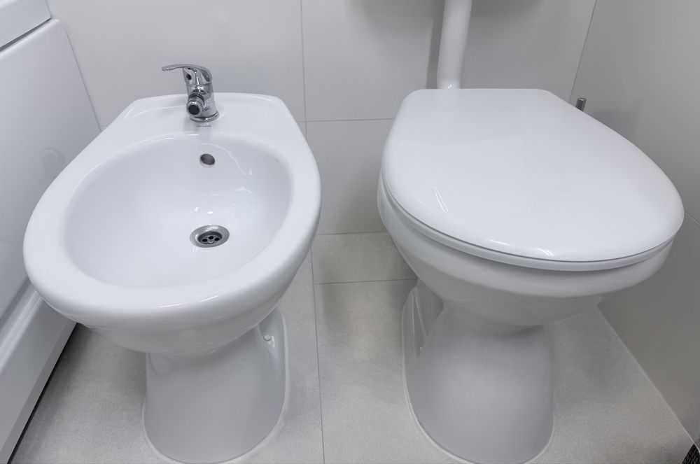 Wc si Bideu Cersanit  cu baterie.