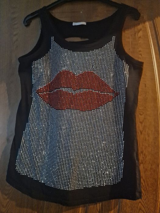 Bluză damă top în stare foarte bună măsura umeri 42 lg 62 cm